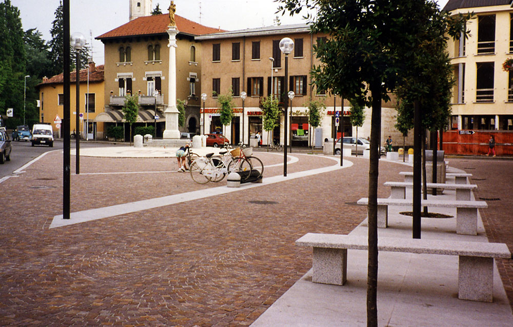 “Piazza Roma” a Giussano (MI) - Andrea Savio - Architetto